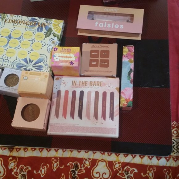 New unopened 24 items. COLOURPOP - Picture 4 of 5